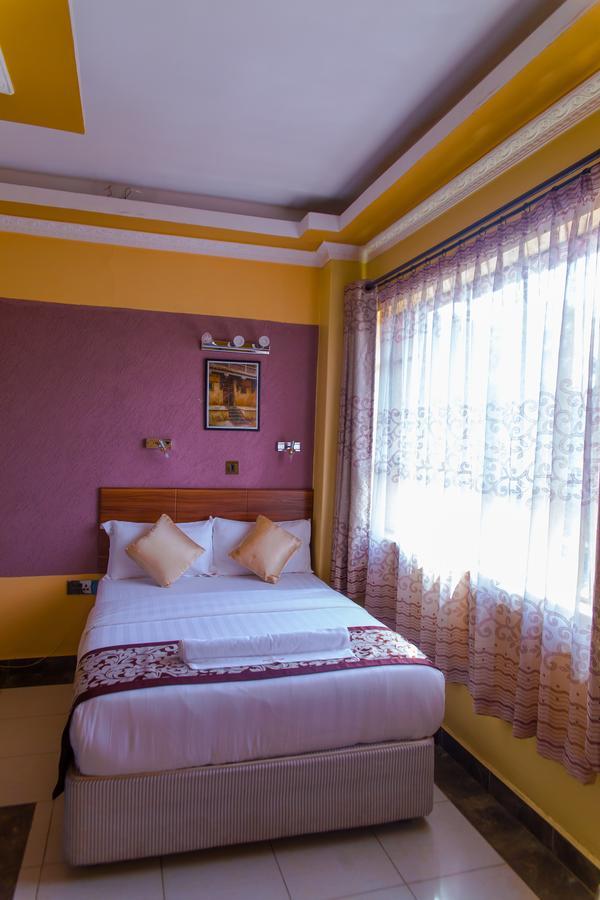 Enkare Hotel Nairobi Eksteriør billede