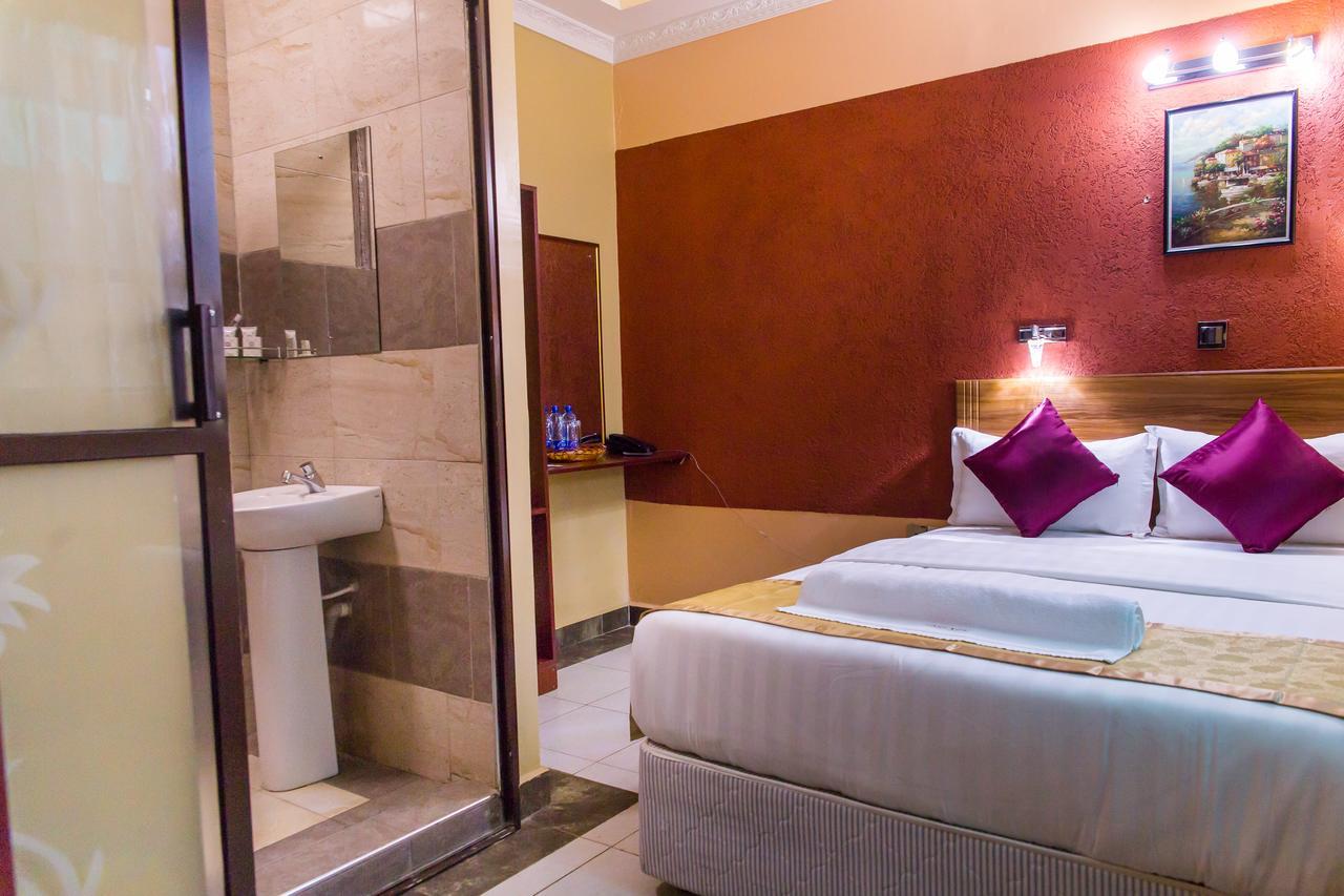 Enkare Hotel Nairobi Eksteriør billede